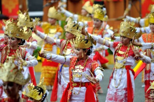 Parade budaya menjadi andalan pada berbagai kegiatan di Bandar Lampung. (Foto: ist)