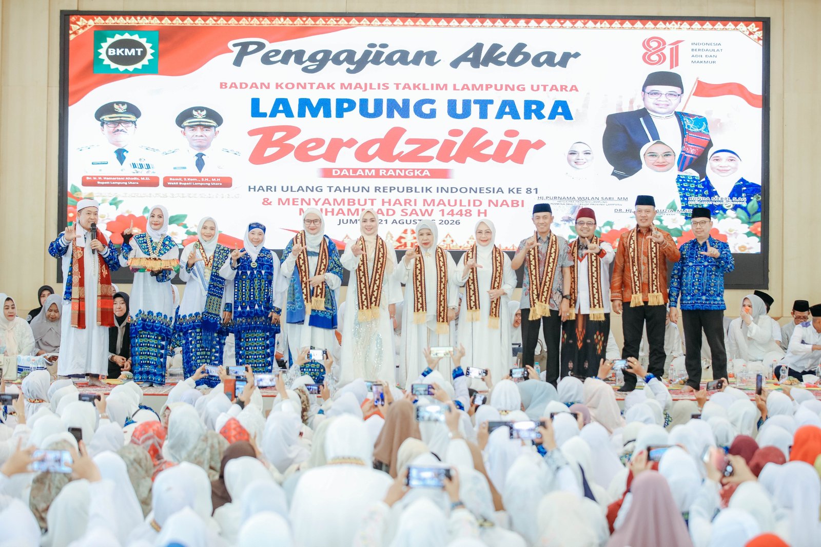 Batin Wulan hadiri Pengajian Akbar Badan Kontak Majelis Taklim (BKMT) Lampung Utara.
