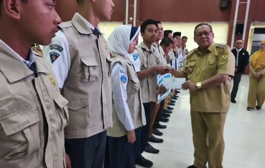 Penetapan agen perubahan bank sampah sekolah. (Foto: ist)