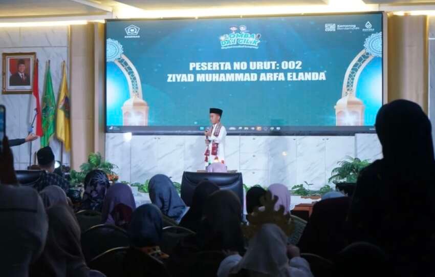 Salah satu peserta lomba dai cilik yang dihelat Kanwil Kemenag Lampung.(foto: ist)