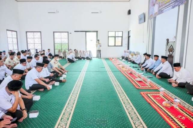 Wabup Antonius meminta keteladanan Nabi Muhammad SAW dapat tecermin dalam tugas kedinasan ASN.(foto: ist)