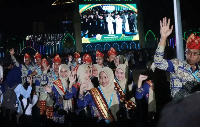 Kafilah Lampung pada pembukaan MTQ Nasional XXXI di Jawa Tengah.(foto: ist)