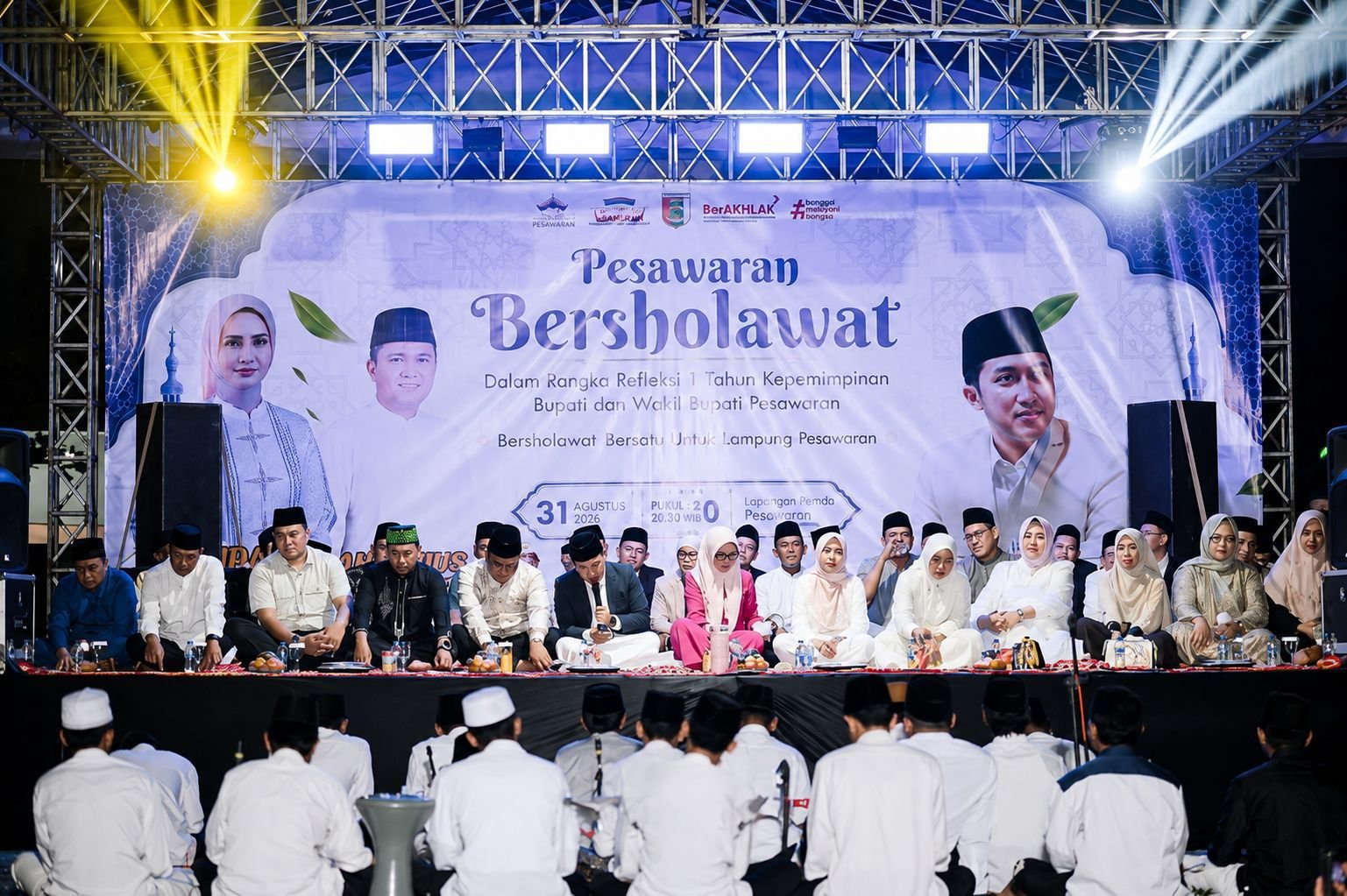 Momentum Pesawaran Bersholawat sebagai ruang syukur dan doa bersama untuk perjalanan pembangunan Pesawaran.(foto: ist)