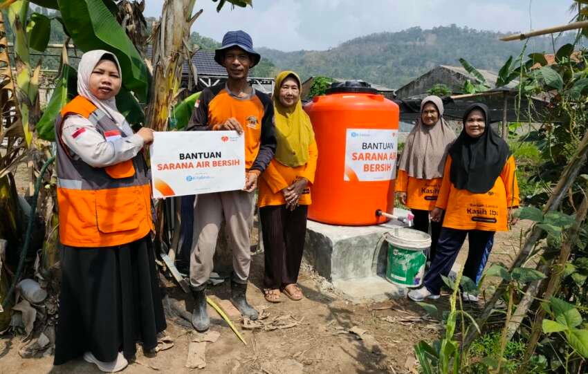 Sarana air bersih warga Sukajaya, Lempasing, hasil penyaluran bantuan Rumah Zakat.(foto: ist)