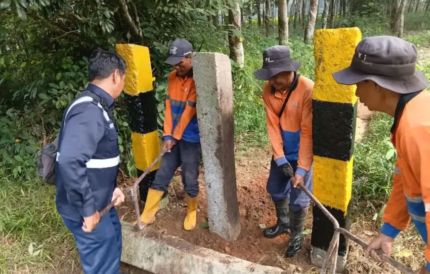 PT KAI menutup 38 titik perlintasan sebidang liar.(foto: ist)